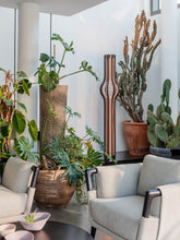 Ashaa Floor Lamp | Casambi Smartphone Control |